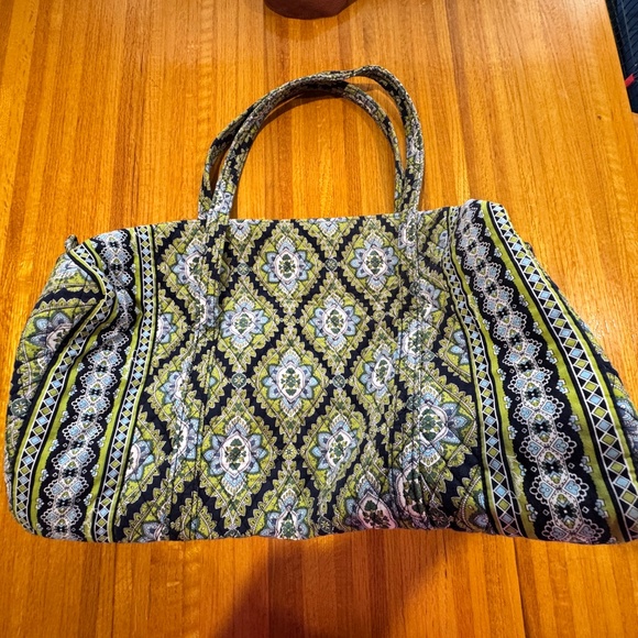 Vera Bradley Large Duffle - Cambridge pattern - Picture 4 of 6